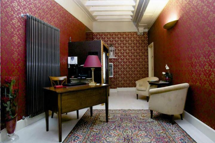 Bed and Breakfast Palazzo Riario Viterbo Esterno foto