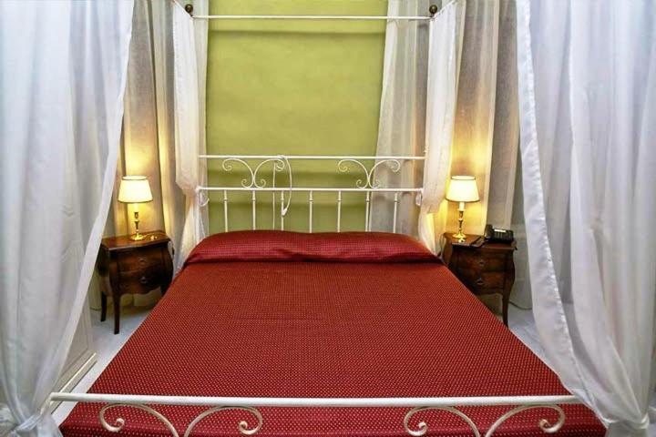 Bed and Breakfast Palazzo Riario Viterbo Esterno foto